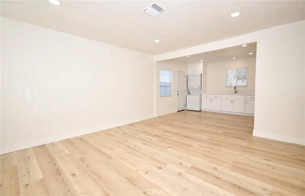 6001 De La Vista, Jurupa Valley, California 92509 home-pic-4